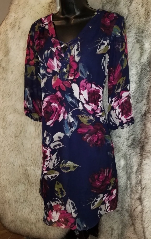 Dress beautiful figure flattering gown outfit